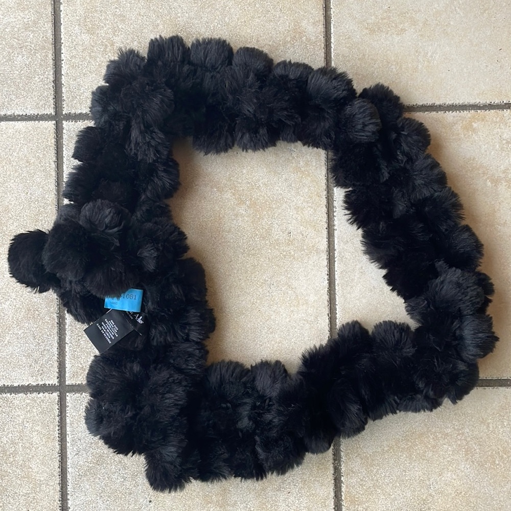 Marcus Adler | Faux Rabit Fur Scarf